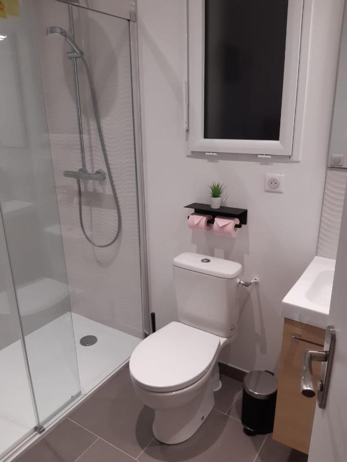 Appartement De Charme Disneyland Paris - Nidouest Chanteloup En Brie Exterior foto