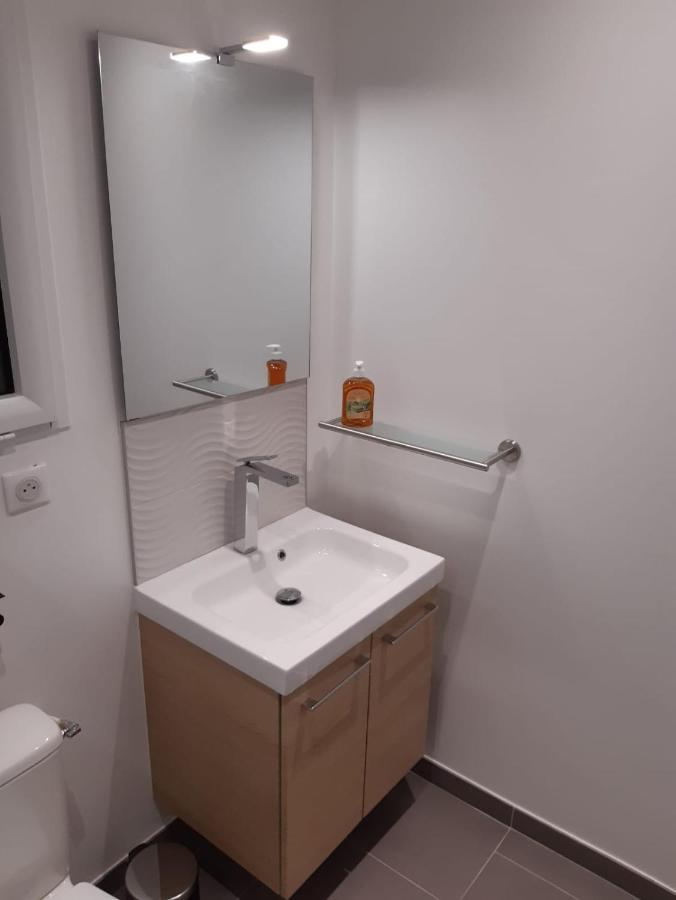 Appartement De Charme Disneyland Paris - Nidouest Chanteloup En Brie Exterior foto